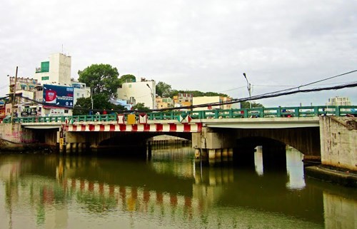 បណ្ដាស្ពានផ្សាភ្ជាប់នឹងប្រវត្តិសាស្ត្រក្រុង Sai Gon (ទីក្រុងហូជីមិញ) - ảnh 4